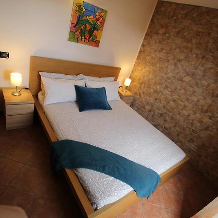 Sunny Rome Attico Con Jacuzzi, Terrazzo E Fibra Apartment Luaran gambar