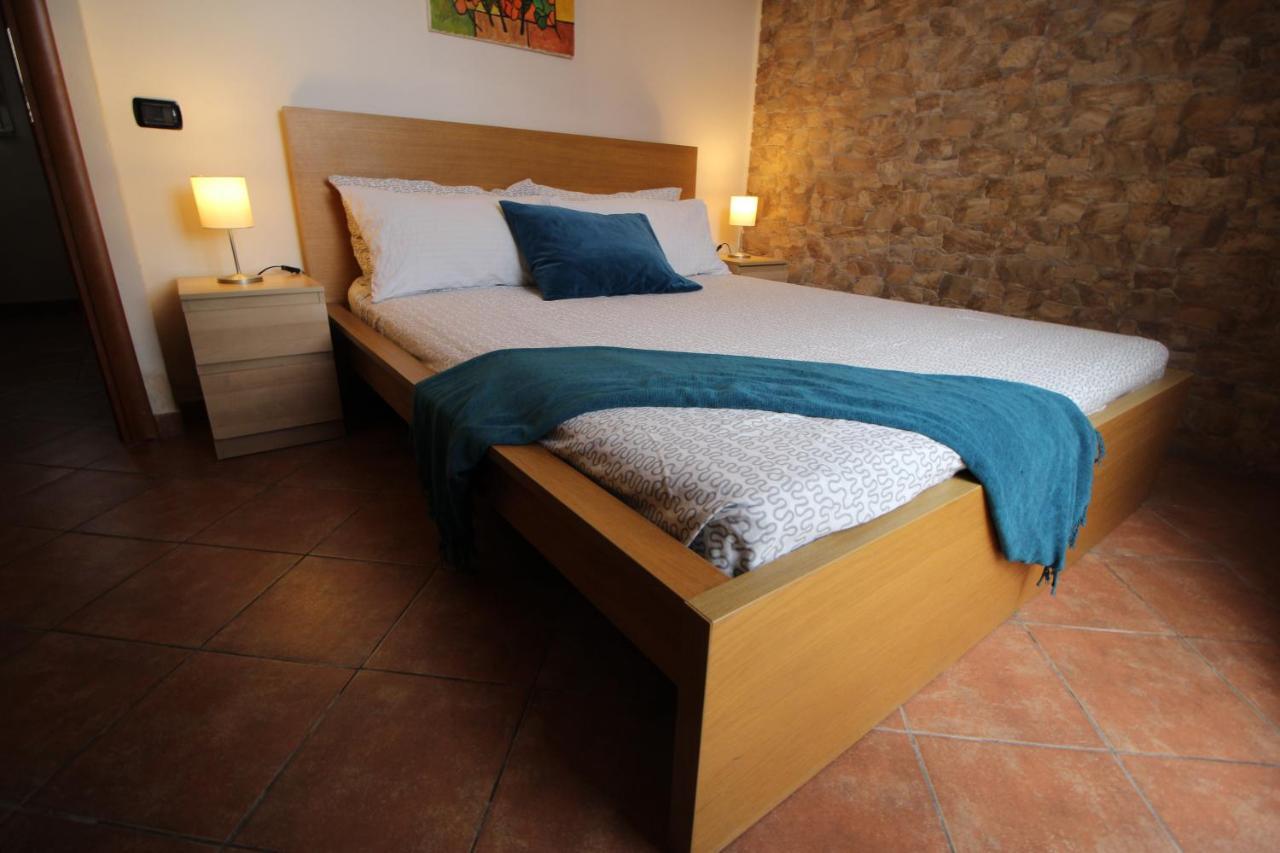 Sunny Rome Attico Con Jacuzzi, Terrazzo E Fibra Apartment Luaran gambar