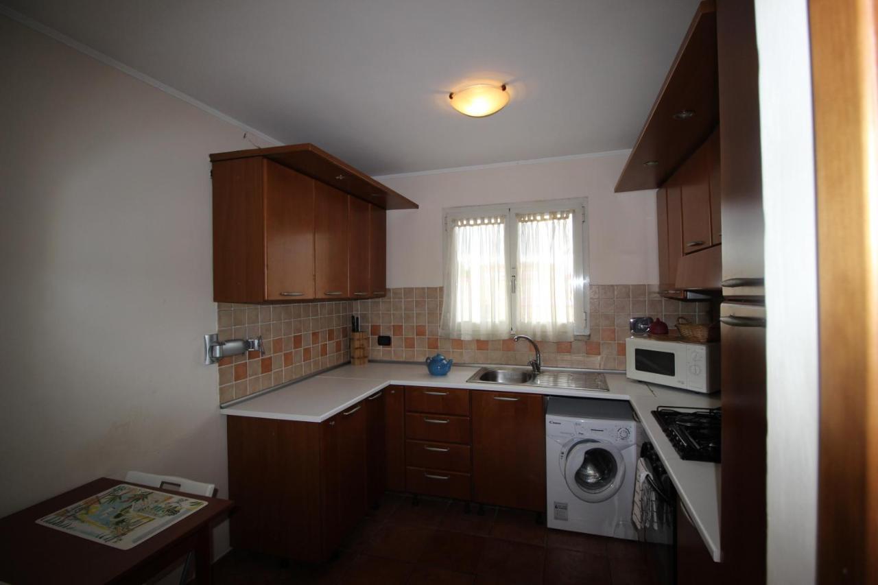 Sunny Rome Attico Con Jacuzzi, Terrazzo E Fibra Apartment Luaran gambar